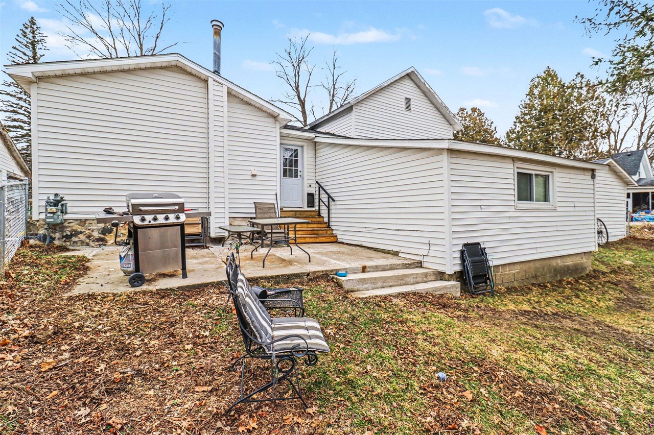 801 N 4th Avenue, Big Rapids, MI, 49307-1129