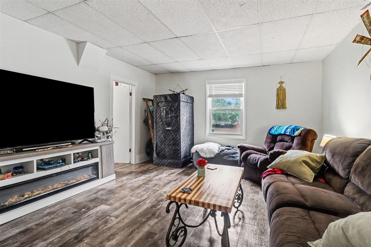 801 N 4th Avenue, Big Rapids, MI, 49307-1129