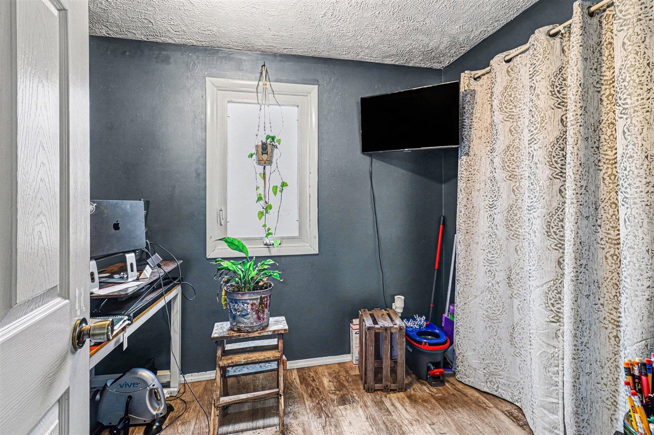 801 N 4th Avenue, Big Rapids, MI, 49307-1129