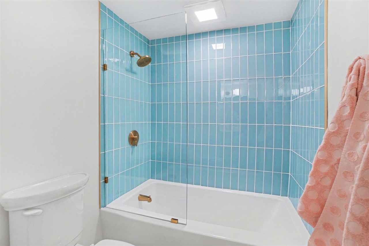 687 Lugers Road, Holland, MI, 49423-6846