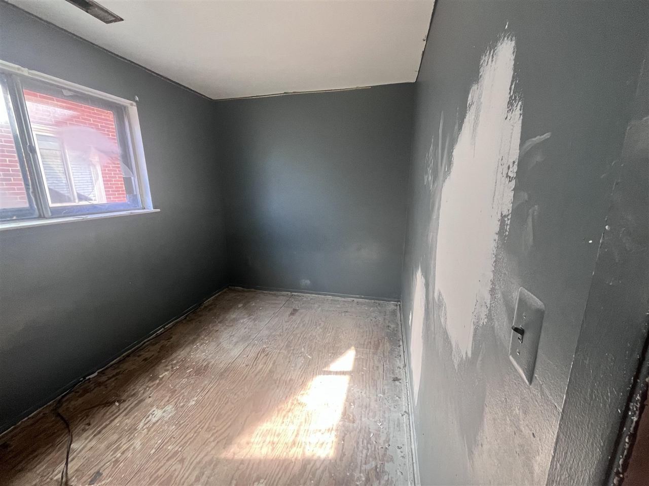 8160 Sussex Street, Detroit, MI, 48228-2289