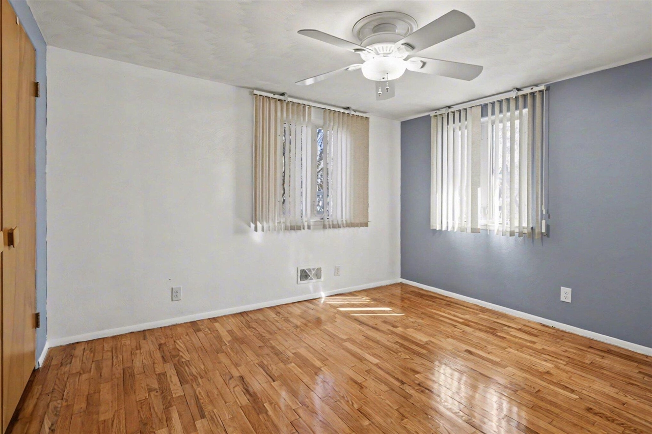 244 Downey Drive, Benton Harbor, MI, 49022-6824