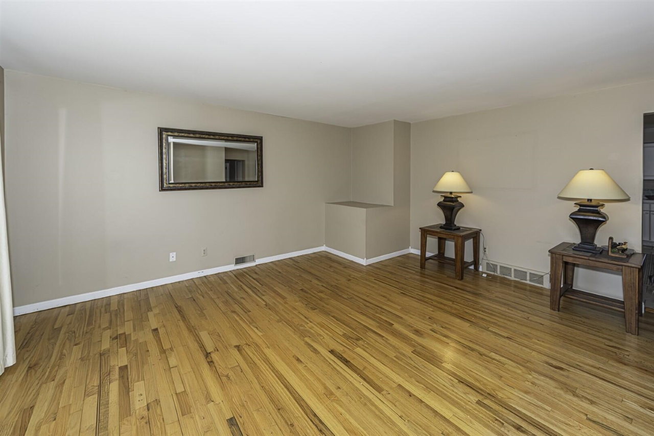 467 Douglas Street, Ypsilanti, MI, 48197-2024