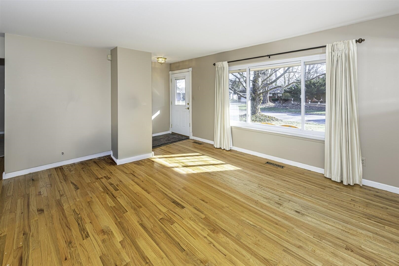 467 Douglas Street, Ypsilanti, MI, 48197-2024