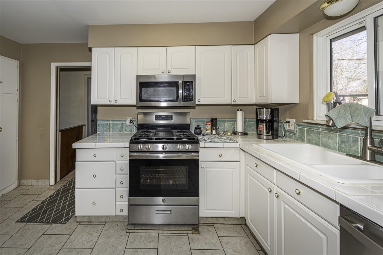 467 Douglas Street, Ypsilanti, MI, 48197-2024