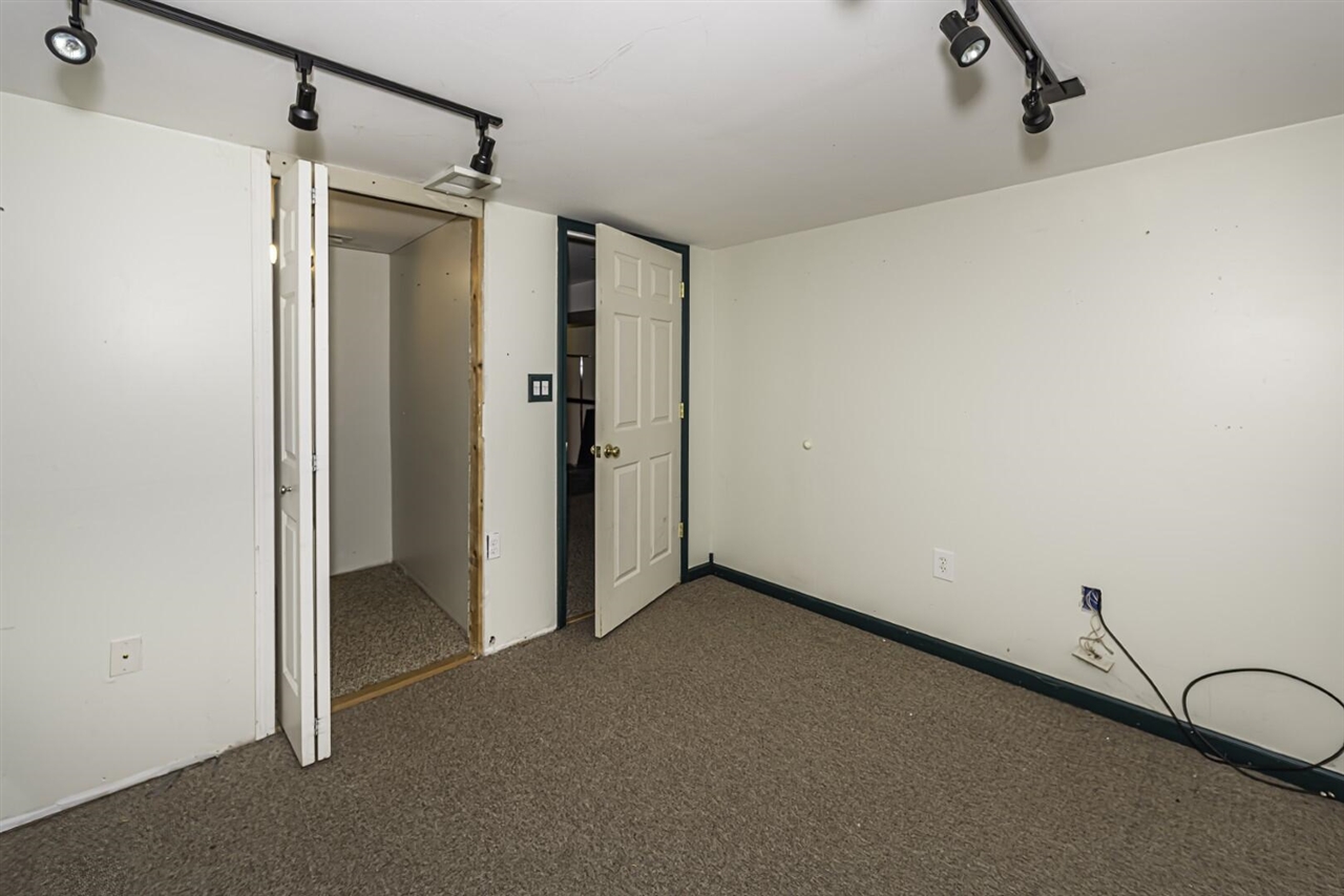 467 Douglas Street, Ypsilanti, MI, 48197-2024