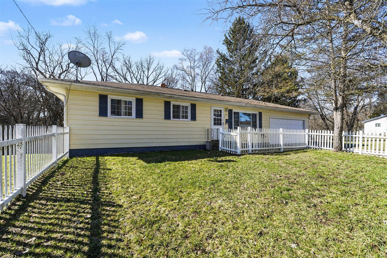 341 Algonquin Street, Battle Creek, MI, 49037-2631