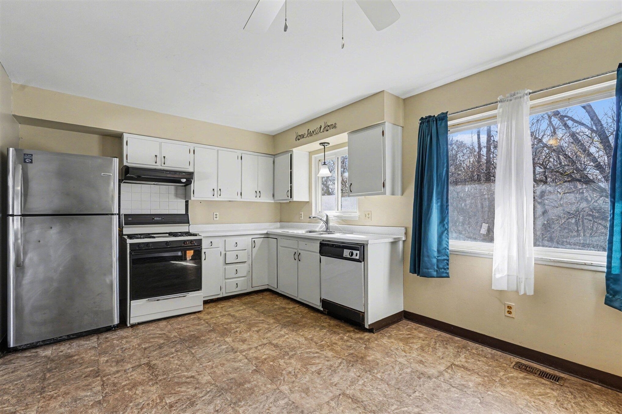 341 Algonquin Street, Battle Creek, MI, 49037-2631