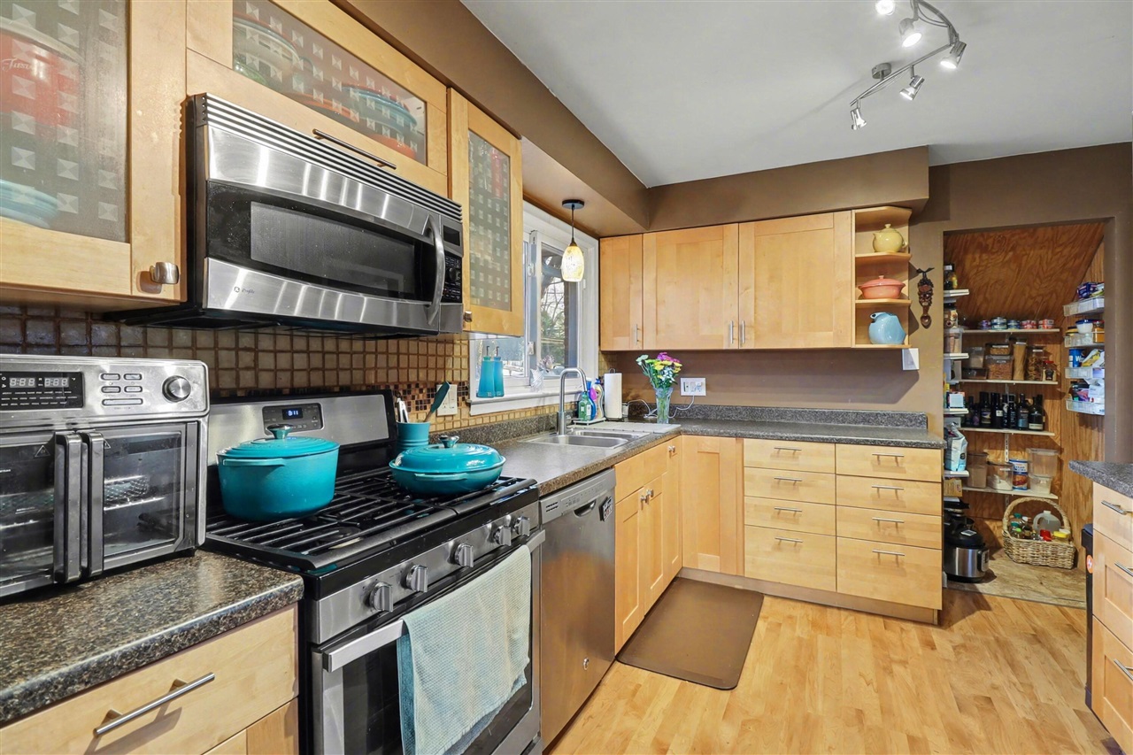 267 Willis Road, Saline, MI, 48176-1596