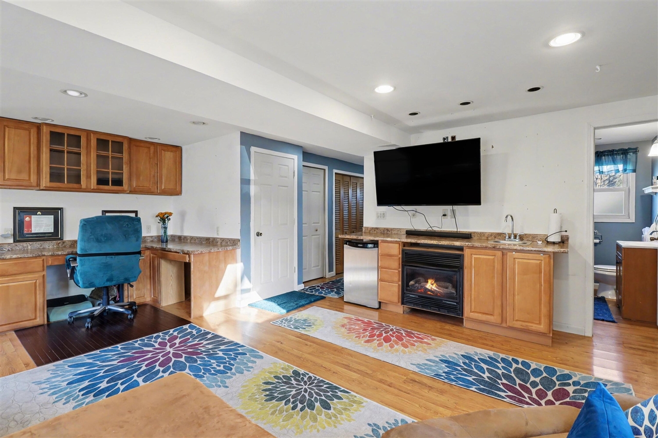 267 Willis Road, Saline, MI, 48176-1596