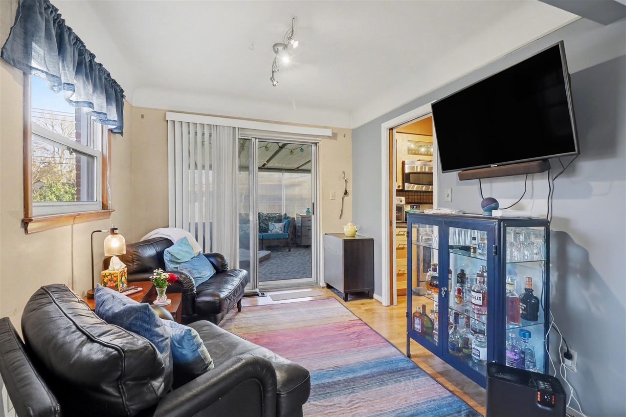 267 Willis Road, Saline, MI, 48176-1596