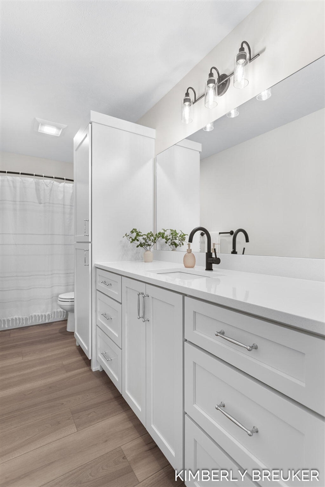 11923 Everett Avenue, Allendale, MI, 49401-7448