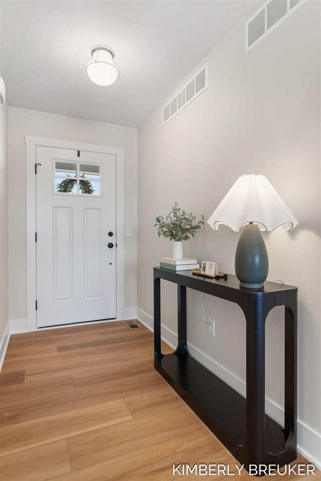 11923 Everett Avenue, Allendale, MI, 49401-7448