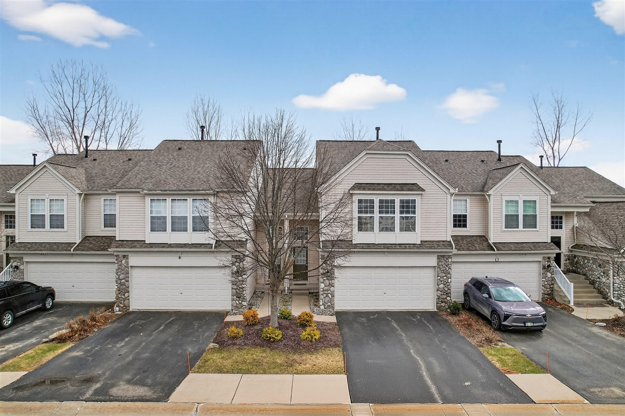 518 Dockside Circle, Holly, MI, 48442-2025