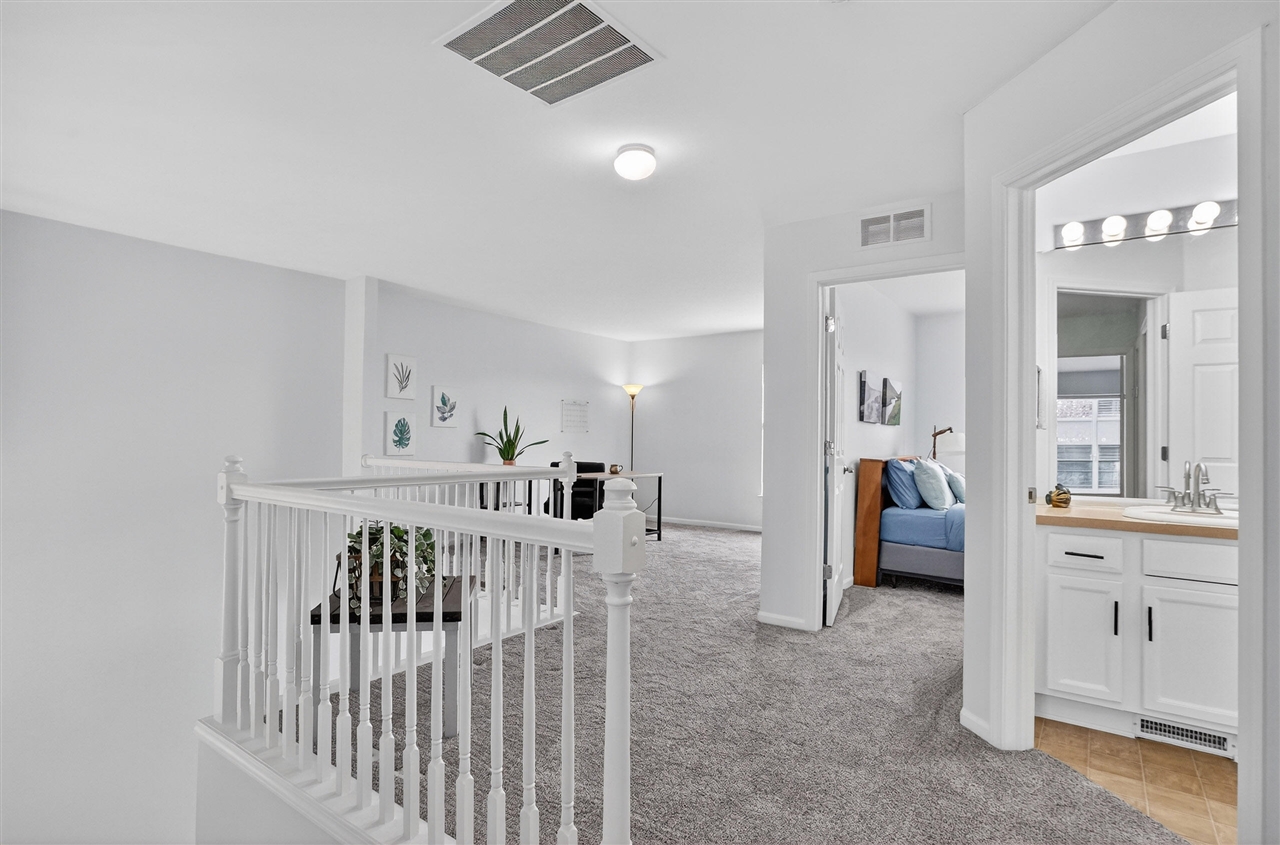 518 Dockside Circle, Holly, MI, 48442-2025