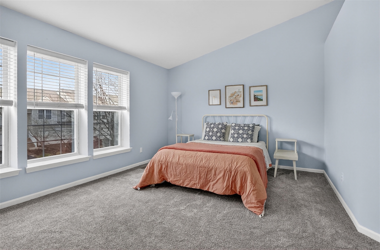 518 Dockside Circle, Holly, MI, 48442-2025