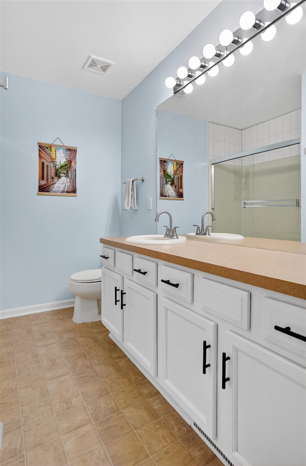 518 Dockside Circle, Holly, MI, 48442-2025