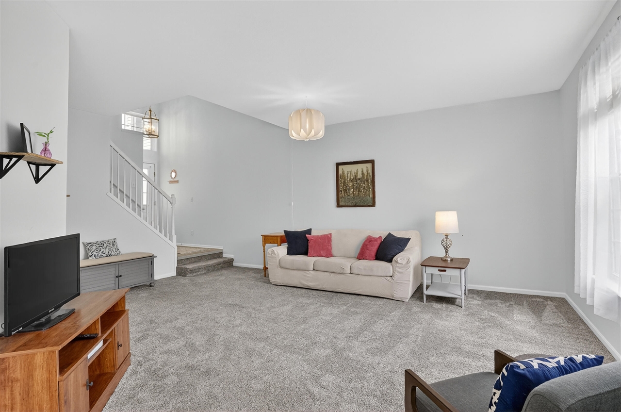 518 Dockside Circle, Holly, MI, 48442-2025