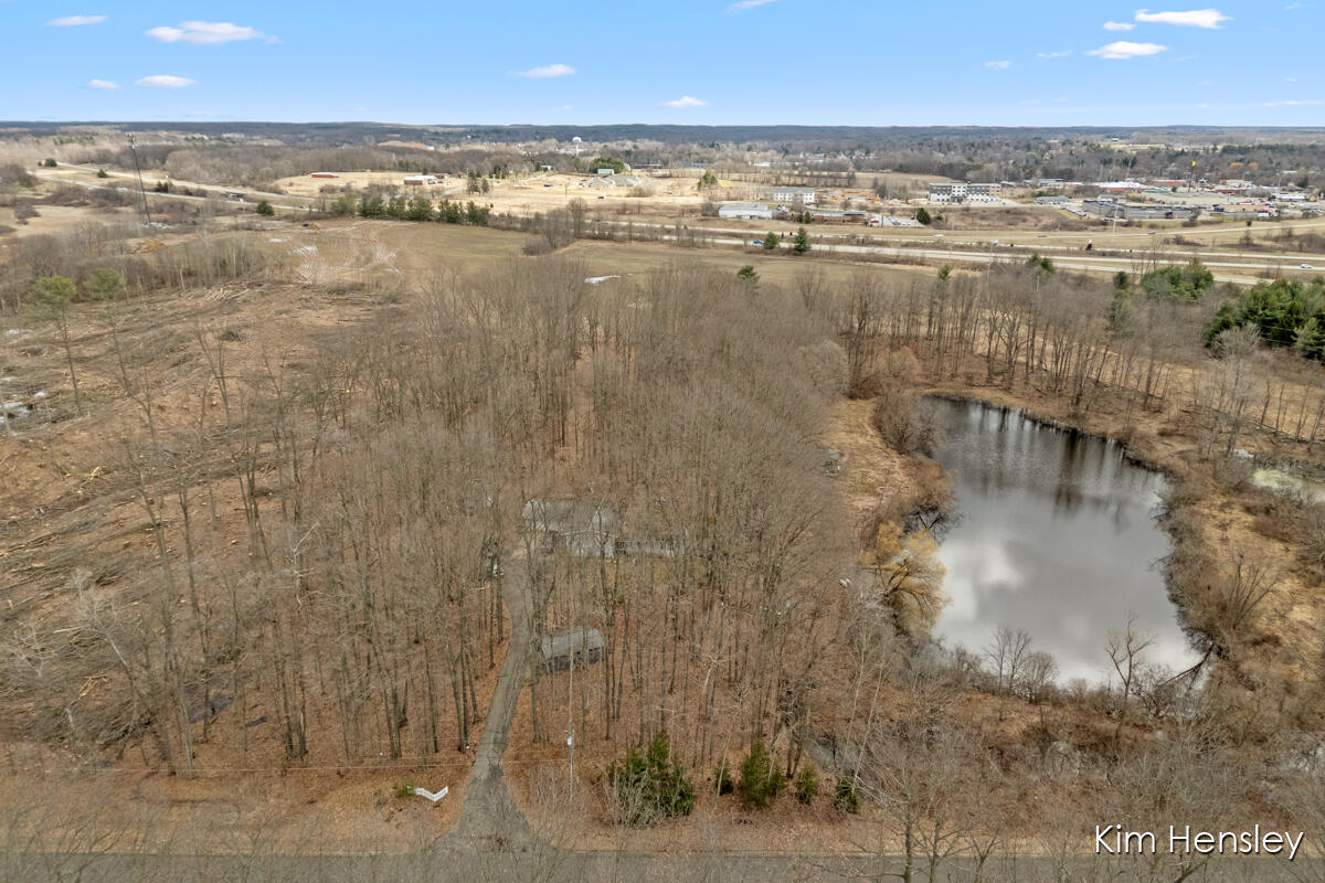 14280 Edgerton Avenue, Cedar Springs, MI, 49319-9441