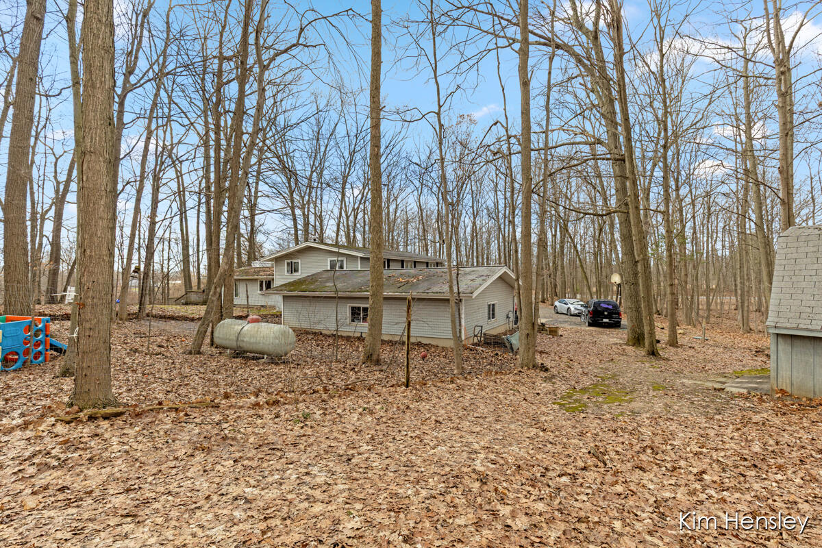 14280 Edgerton Avenue, Cedar Springs, MI, 49319-9441