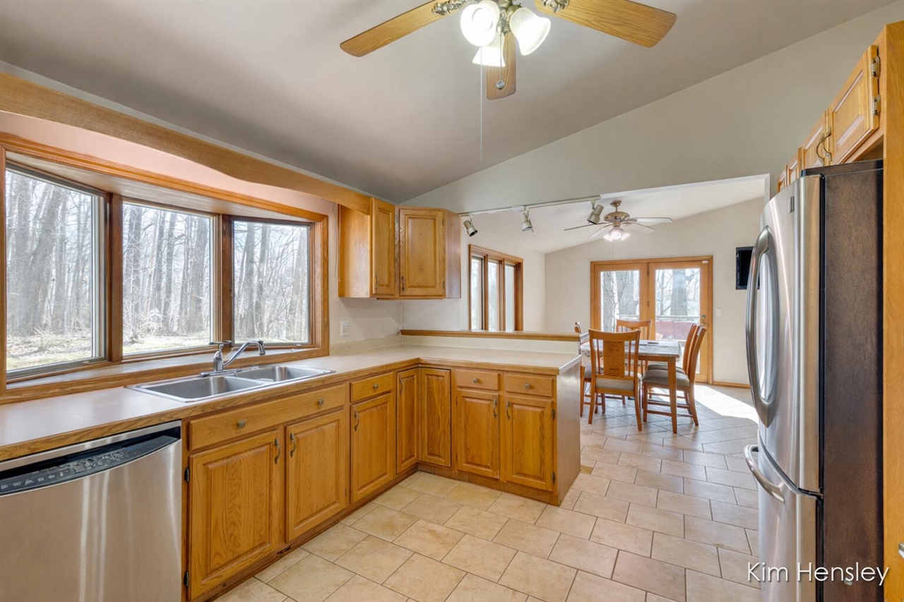 14280 Edgerton Avenue, Cedar Springs, MI, 49319-9441