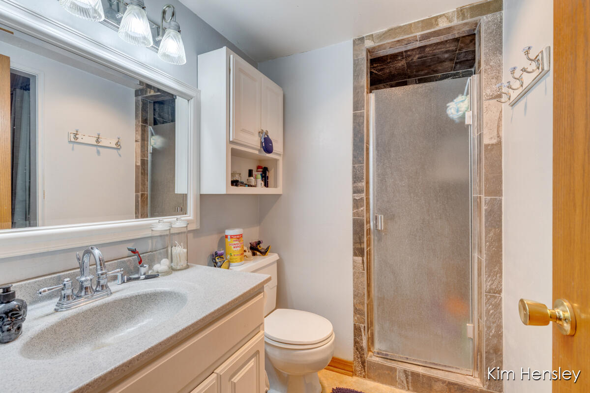 14280 Edgerton Avenue, Cedar Springs, MI, 49319-9441