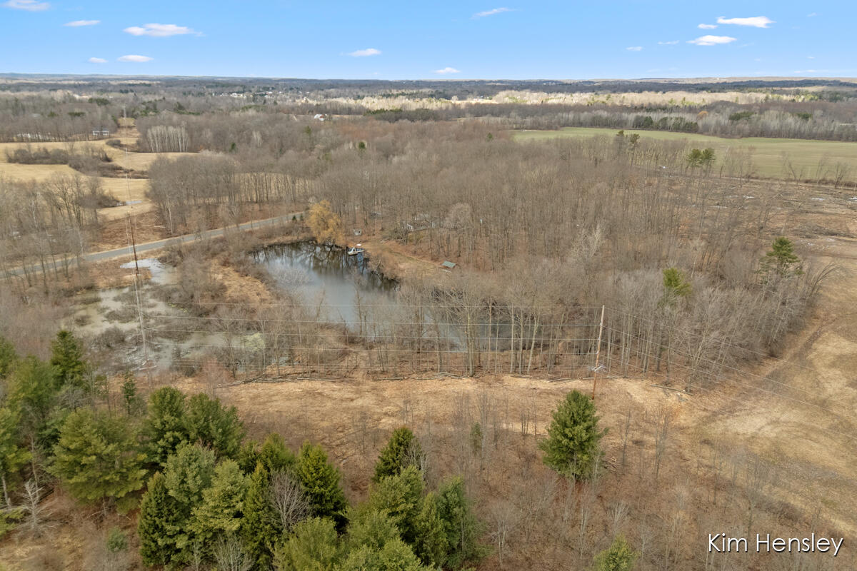 14280 Edgerton Avenue, Cedar Springs, MI, 49319-9441