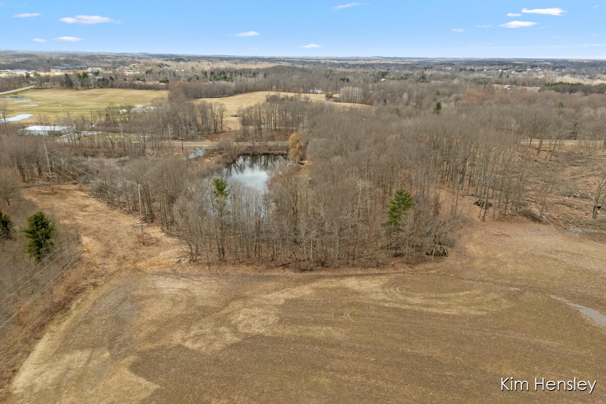 14280 Edgerton Avenue, Cedar Springs, MI, 49319-9441