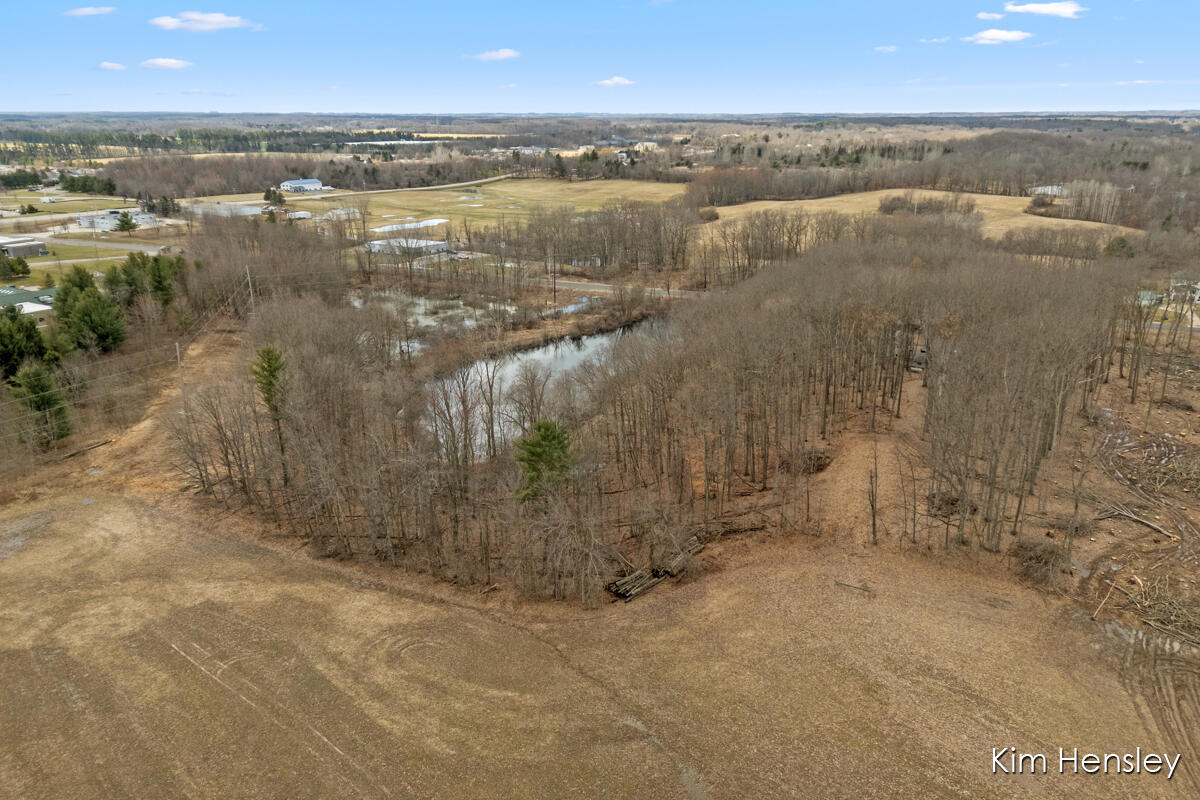 14280 Edgerton Avenue, Cedar Springs, MI, 49319-9441