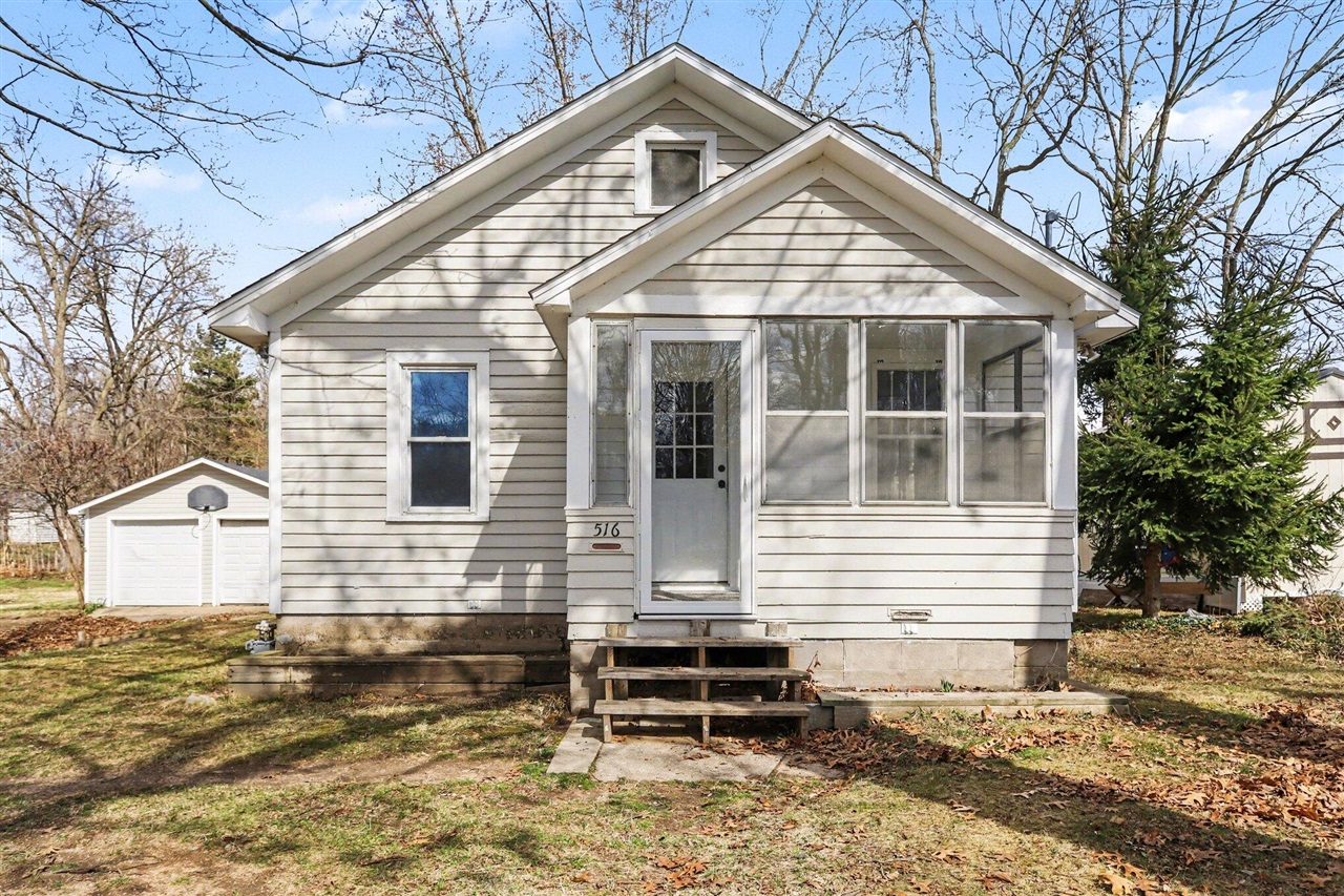 Homes for sale in Three Rivers, MI | 516 Forest St, Three Rivers, MI 49093 | MLS# 70519378