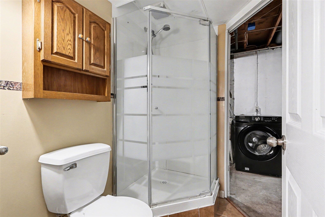 320 S Sunset Street, Plainwell, MI, 49080-1569