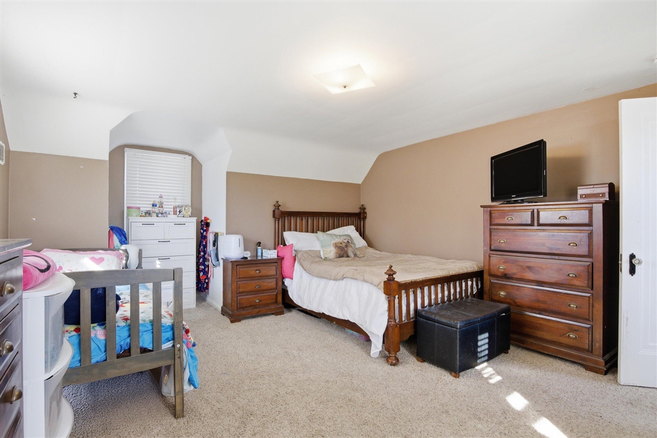 1000 N Elizabeth Street, Dearborn, MI, 48128-1709