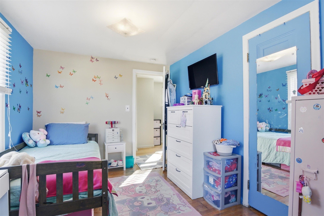 1000 N Elizabeth Street, Dearborn, MI, 48128-1709