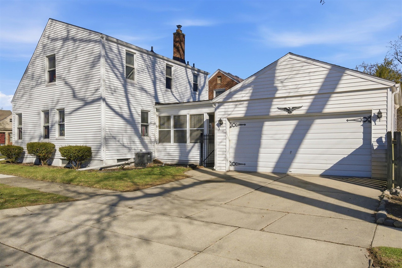 1000 N Elizabeth Street, Dearborn, MI, 48128-1709