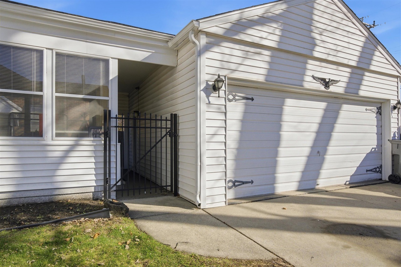 1000 N Elizabeth Street, Dearborn, MI, 48128-1709