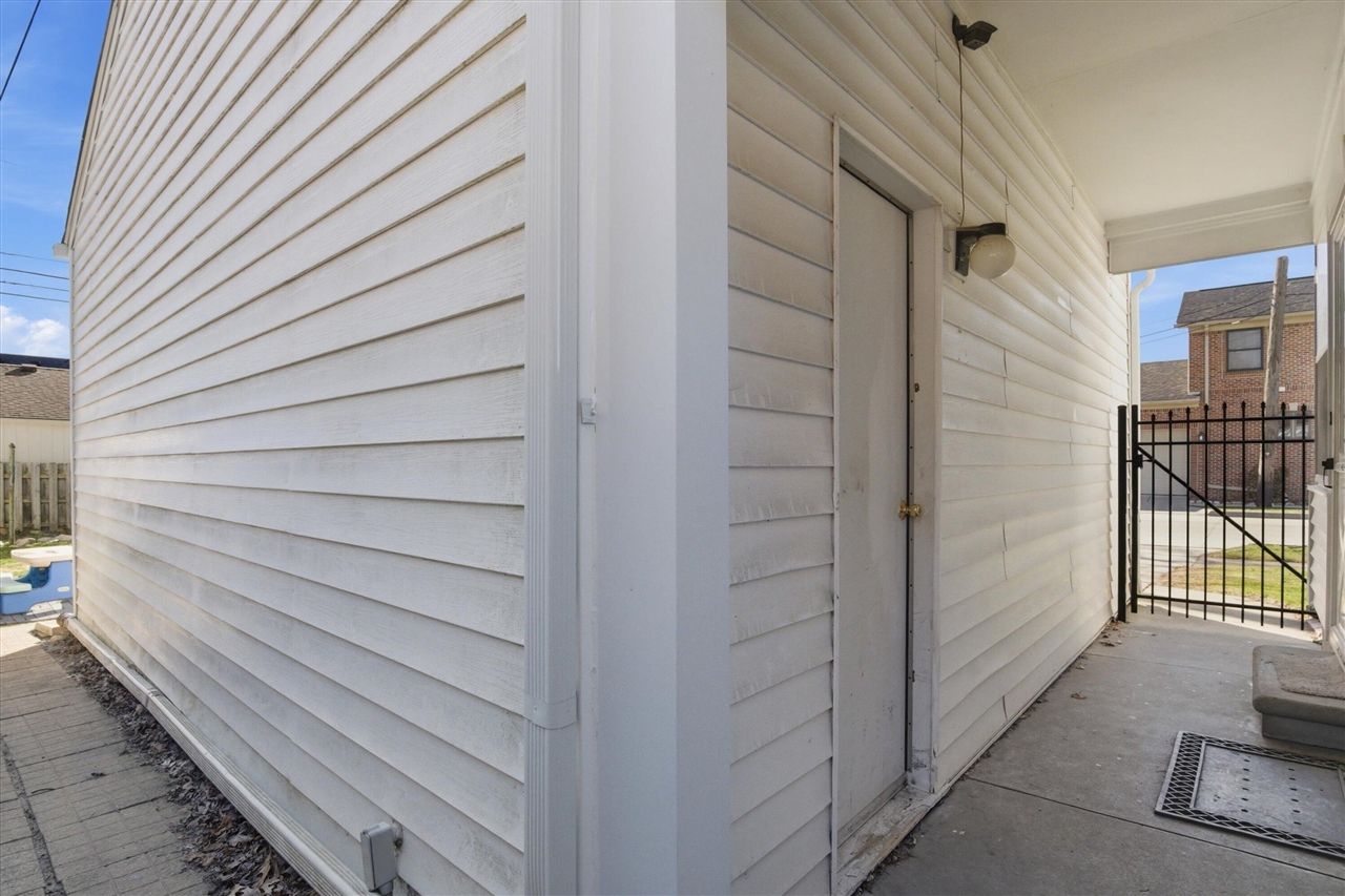 1000 N Elizabeth Street, Dearborn, MI, 48128-1709