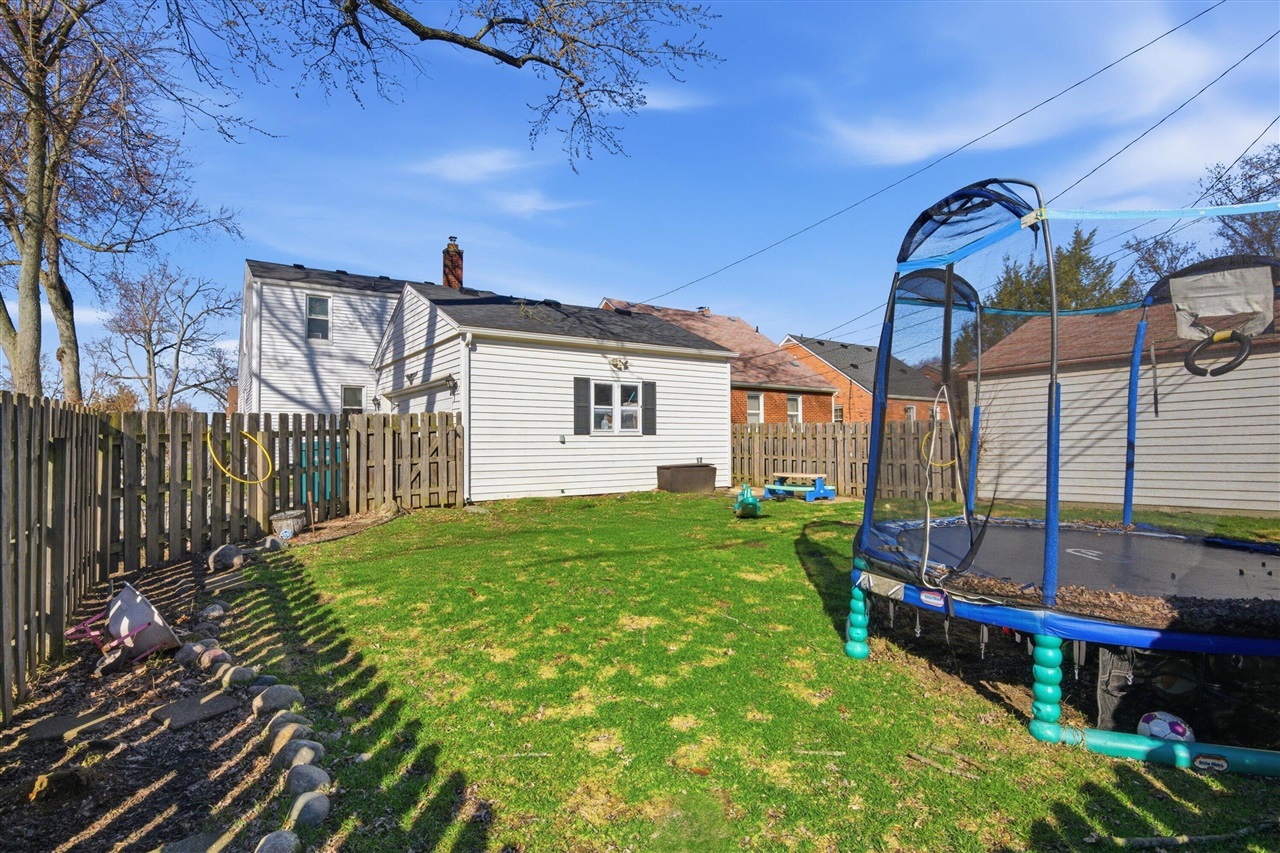 1000 N Elizabeth Street, Dearborn, MI, 48128-1709