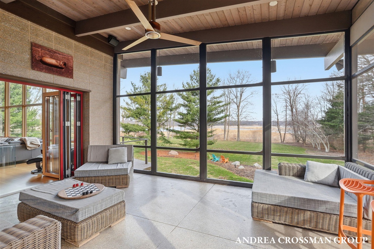 6465 Sandhill Lane, Fennville, MI, 49408