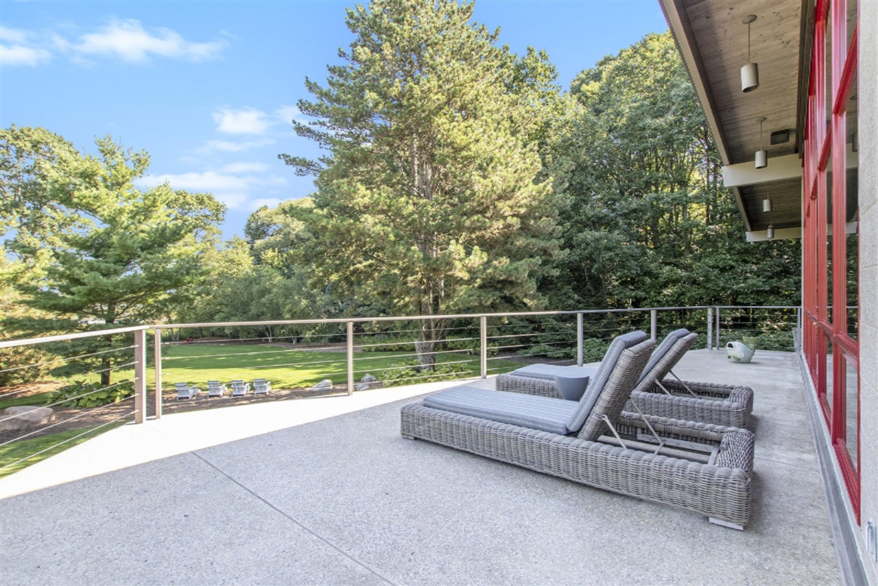 6465 Sandhill Lane, Fennville, MI, 49408