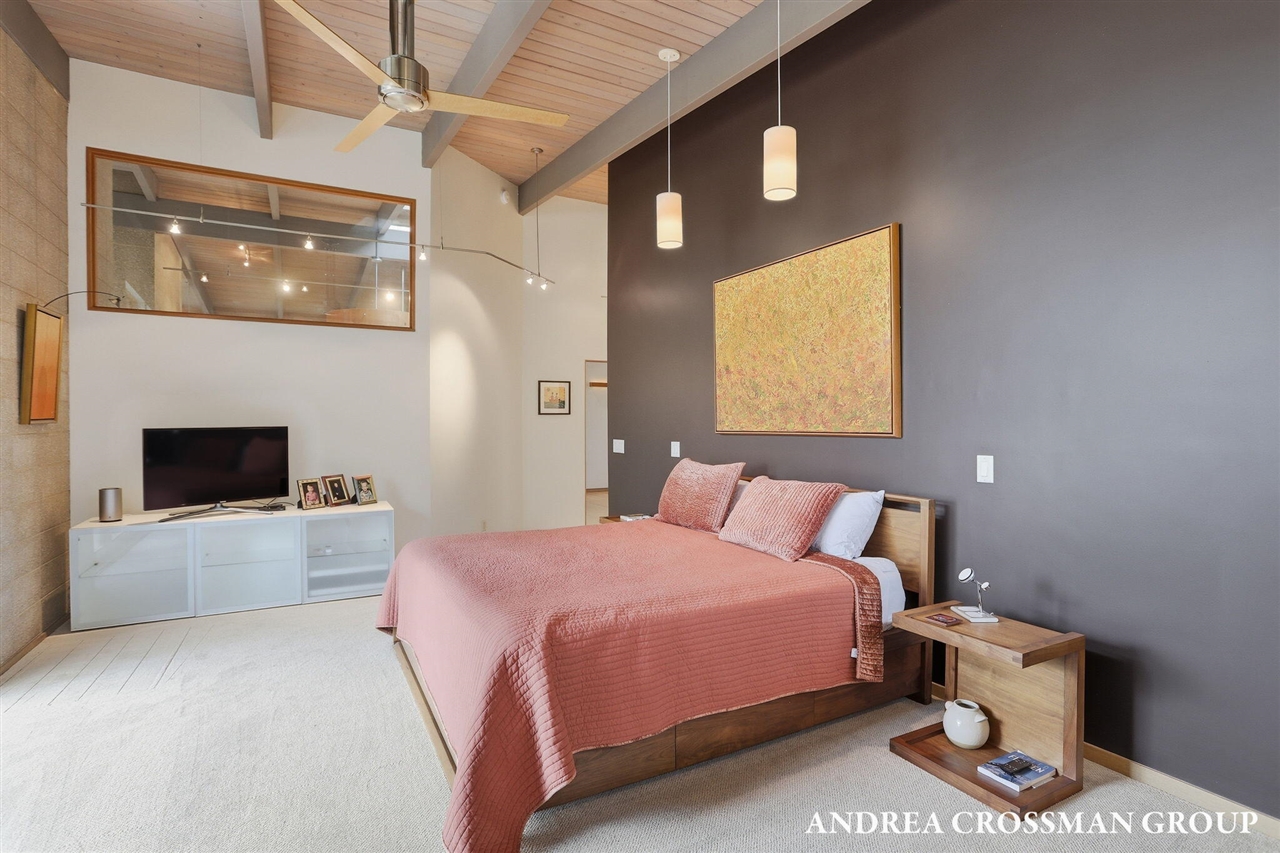 6465 Sandhill Lane, Fennville, MI, 49408