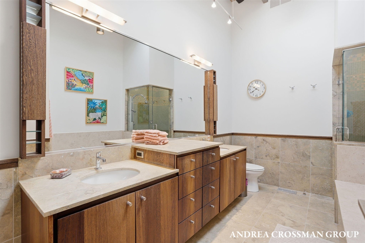 6465 Sandhill Lane, Fennville, MI, 49408