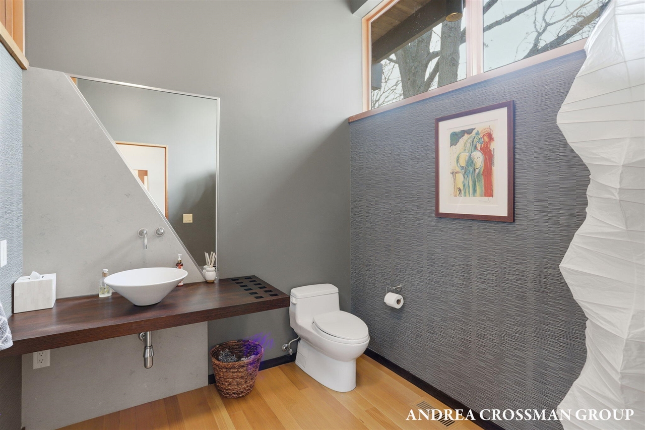 6465 Sandhill Lane, Fennville, MI, 49408