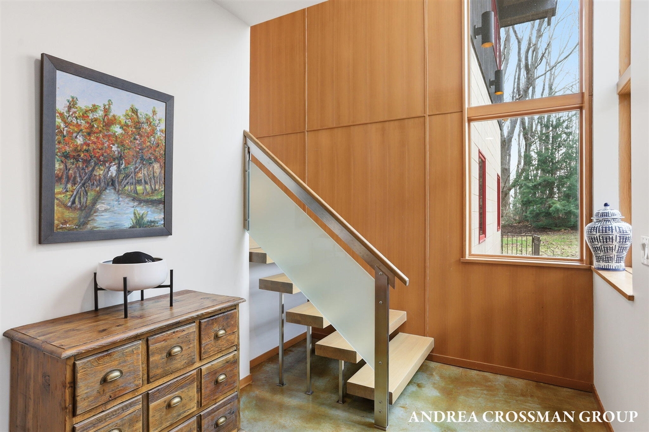 6465 Sandhill Lane, Fennville, MI, 49408