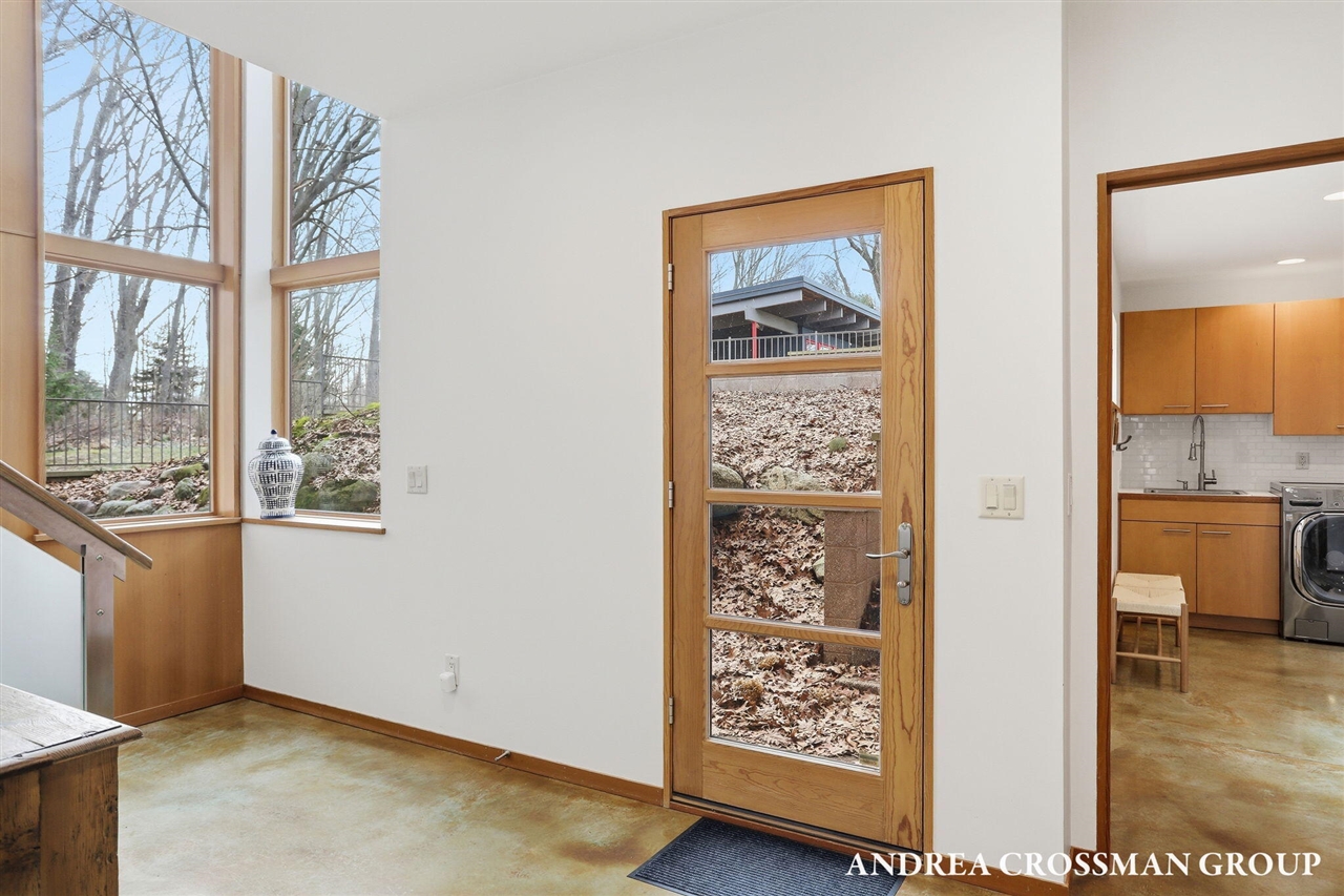 6465 Sandhill Lane, Fennville, MI, 49408