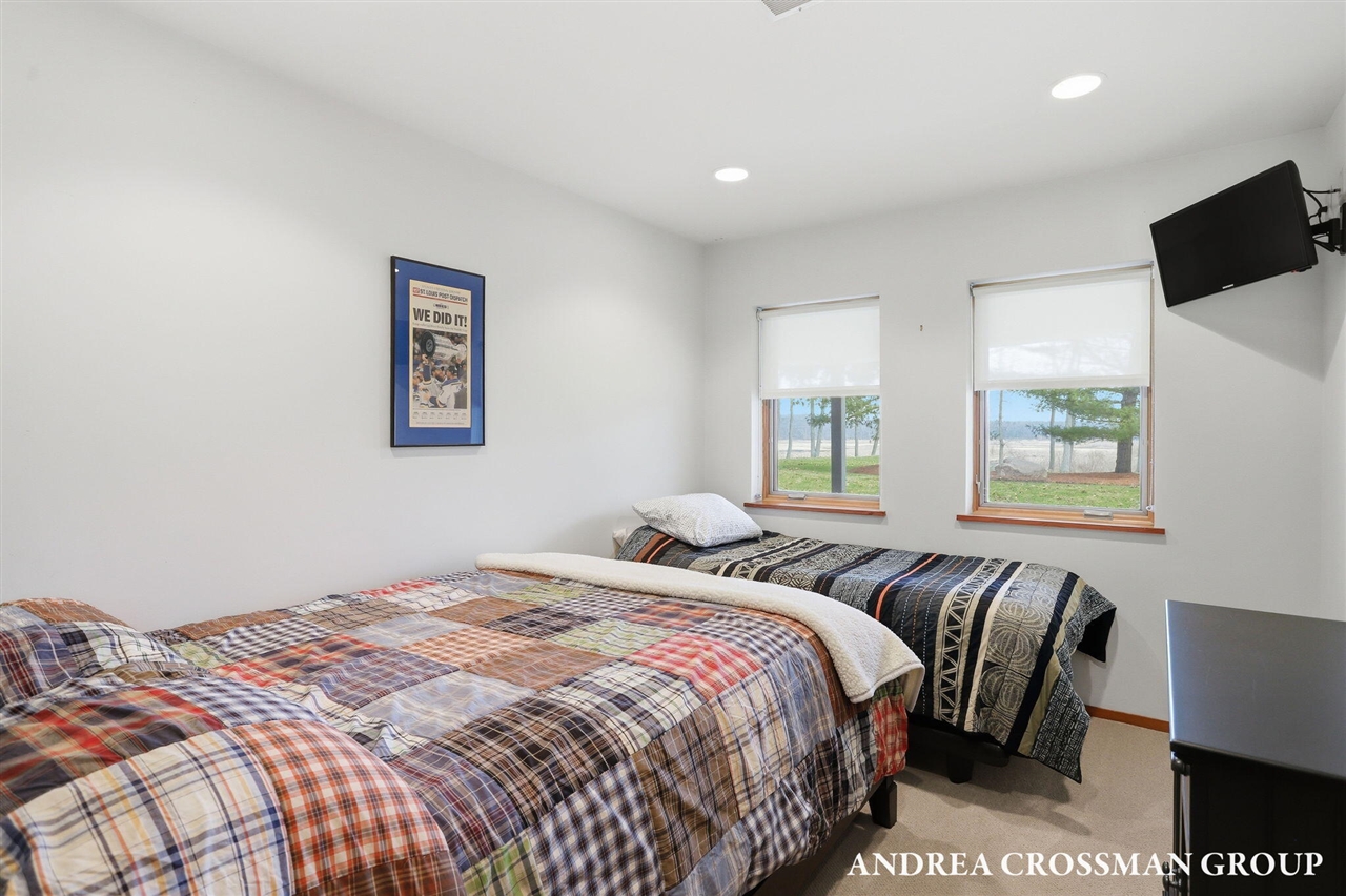 6465 Sandhill Lane, Fennville, MI, 49408