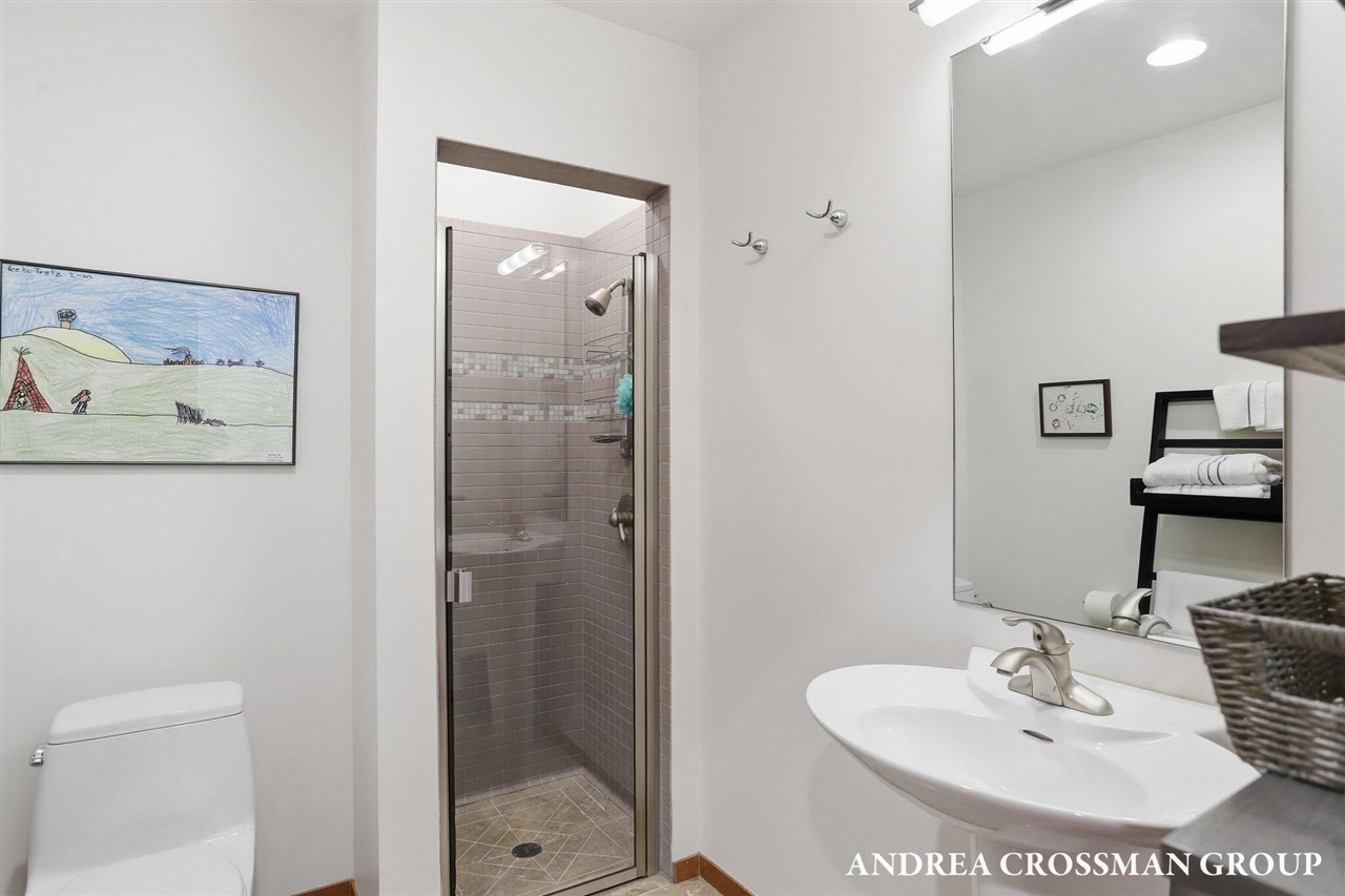 6465 Sandhill Lane, Fennville, MI, 49408