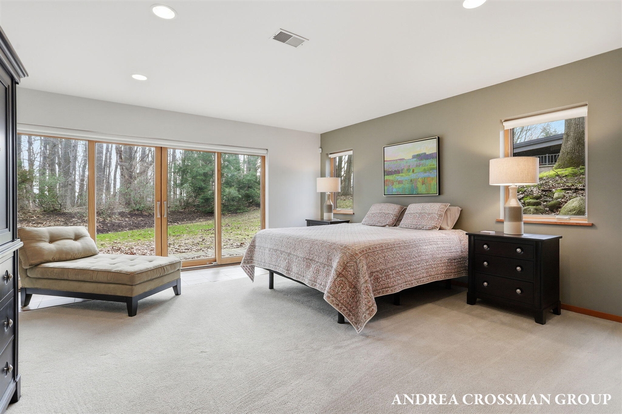 6465 Sandhill Lane, Fennville, MI, 49408