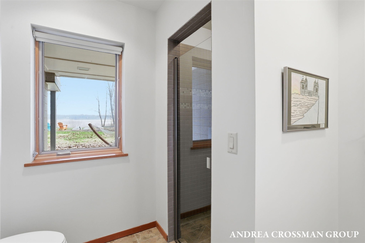 6465 Sandhill Lane, Fennville, MI, 49408