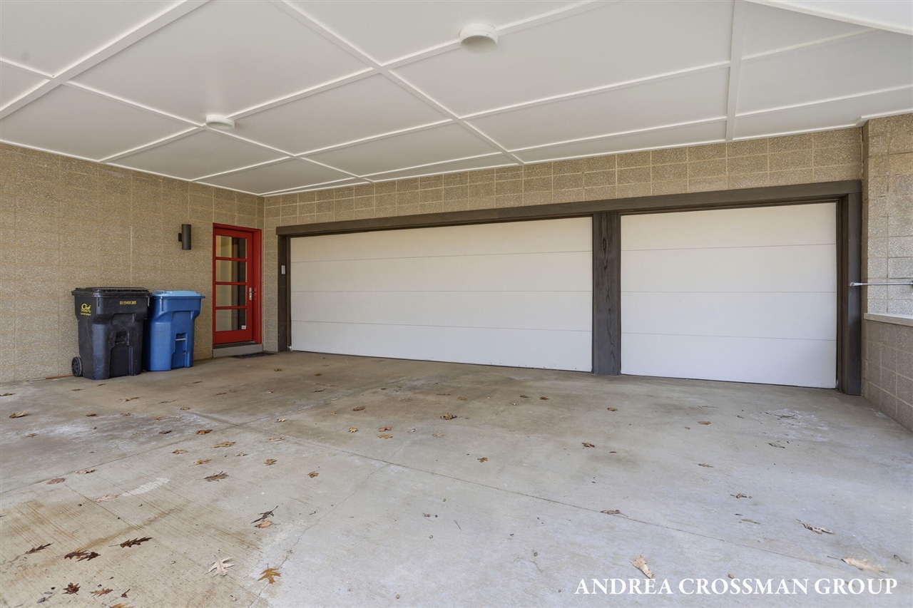 6465 Sandhill Lane, Fennville, MI, 49408