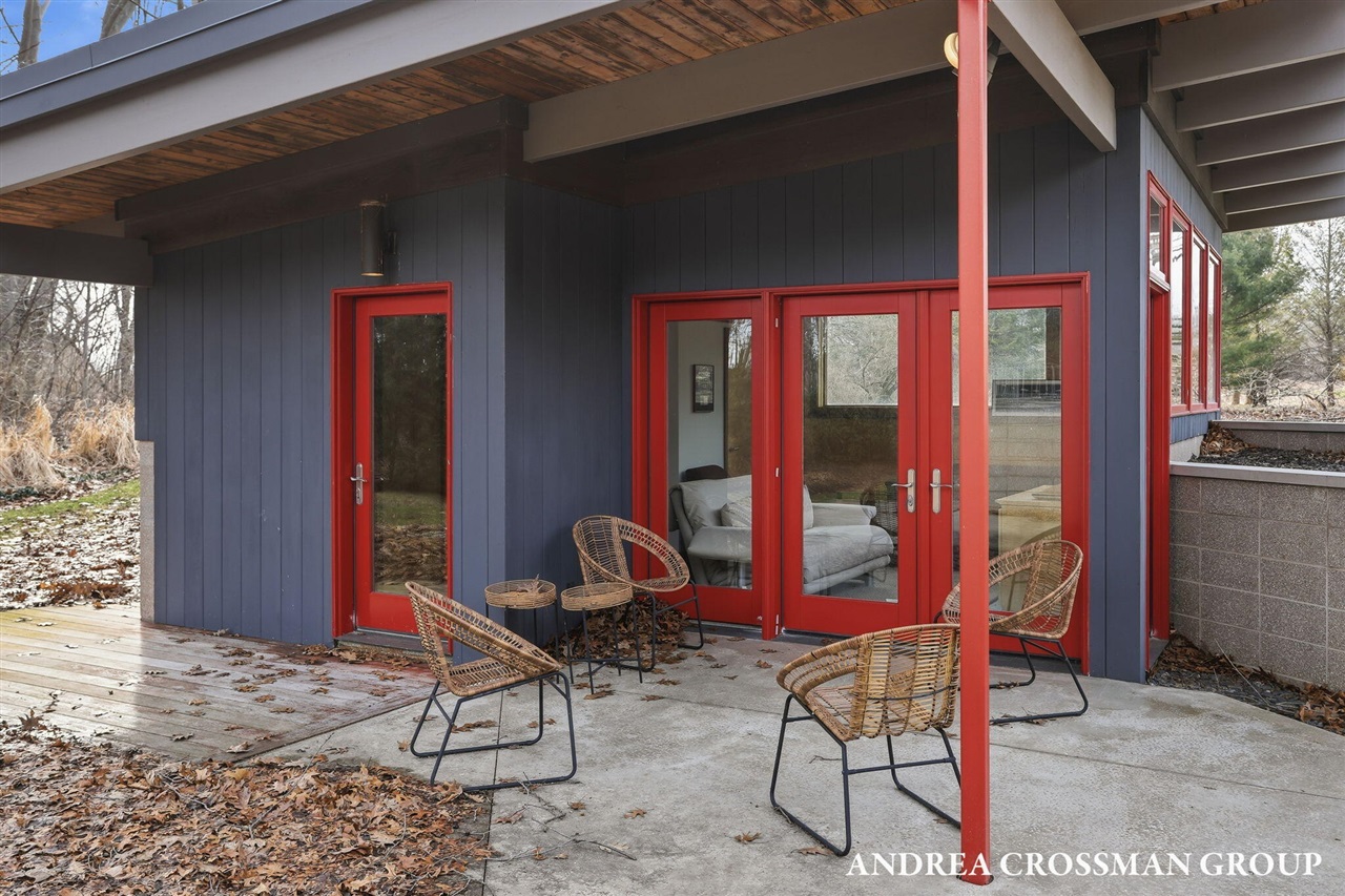 6465 Sandhill Lane, Fennville, MI, 49408